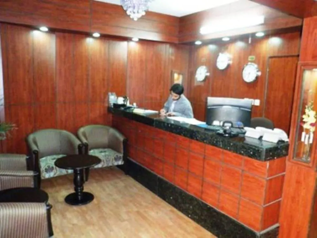 Al Farhan Hotel Suites - Al Salam Rijád 2*,  Saúdská Arábie